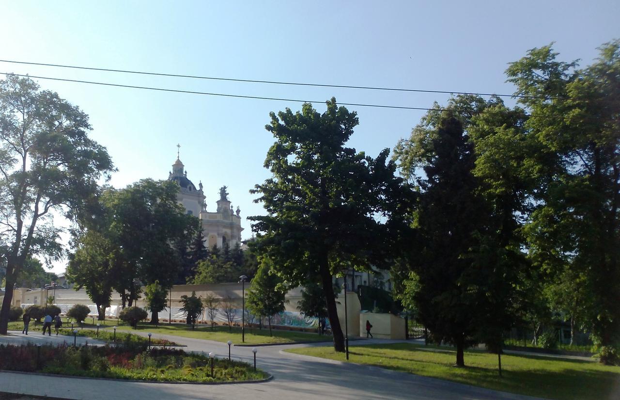 4Rooms Hostel Lviv Bagian luar foto